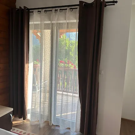 Casa Maramuresana * Vişeu de Sus